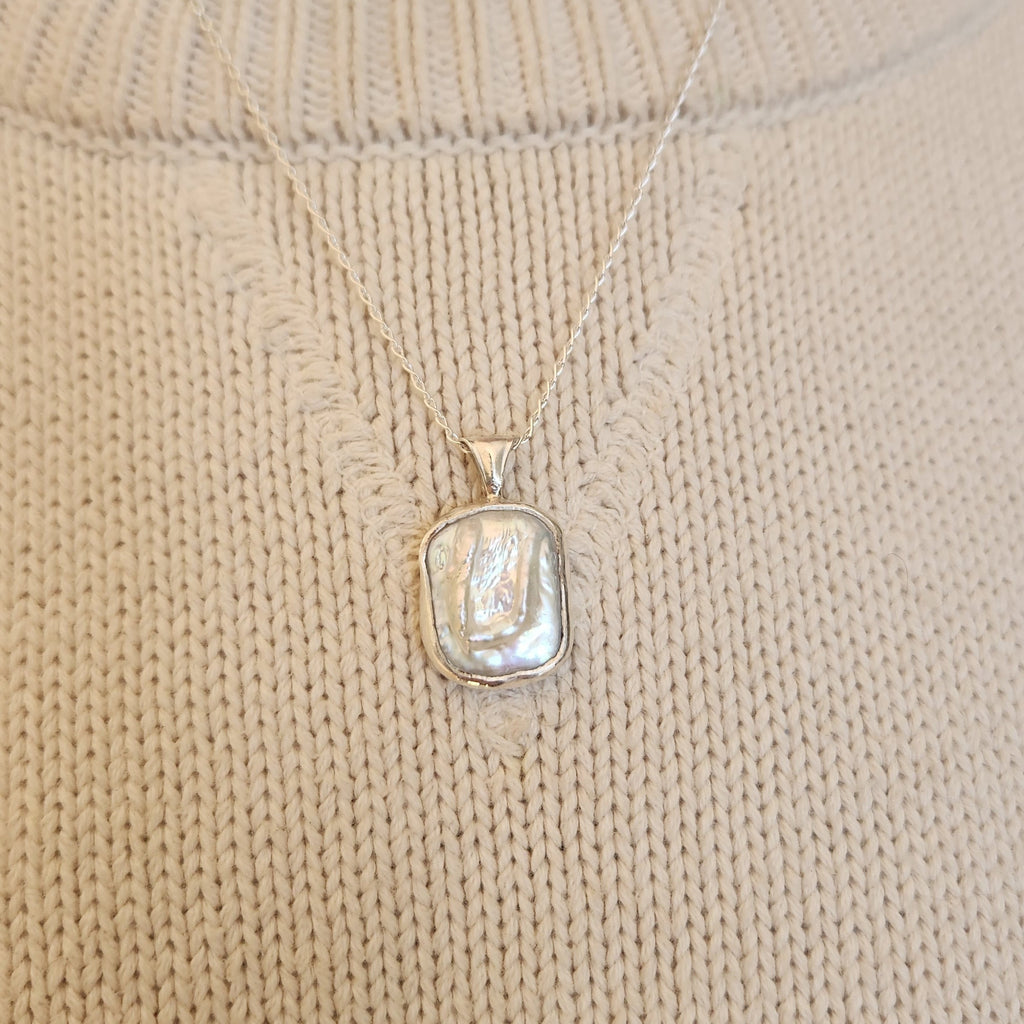Baroque Pearl Necklace Pendant