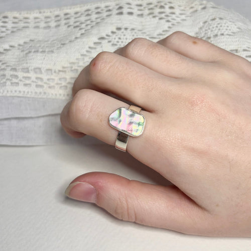 Abalone Chunky Ring | Size 7.75 / Size P