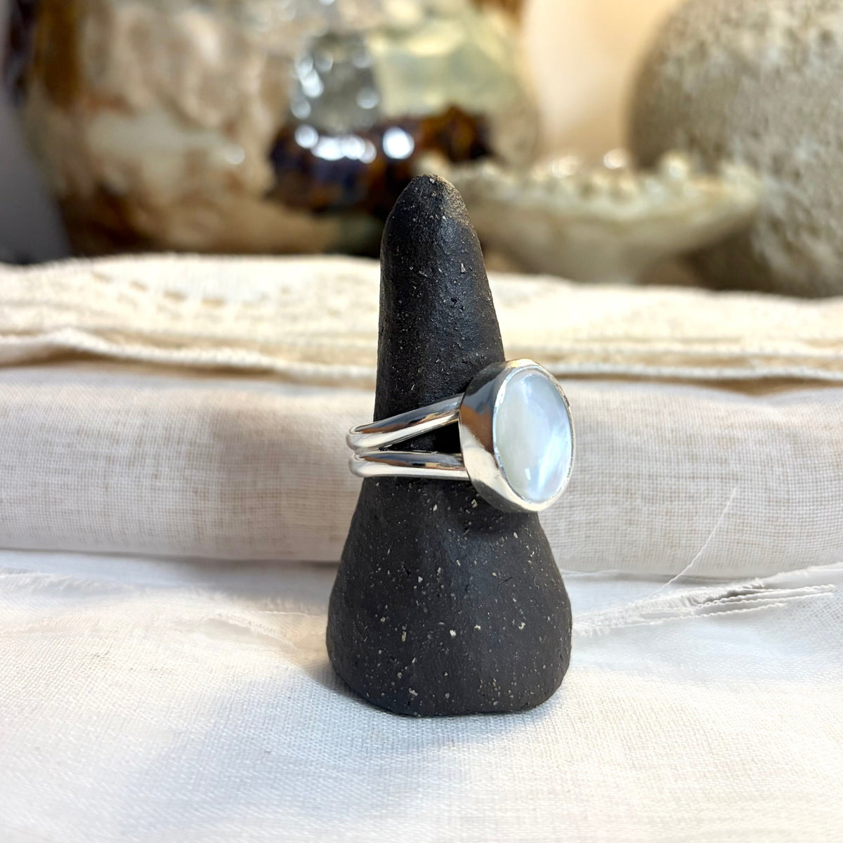 Mother of Pearl Ring | Size 10.75 / Size V