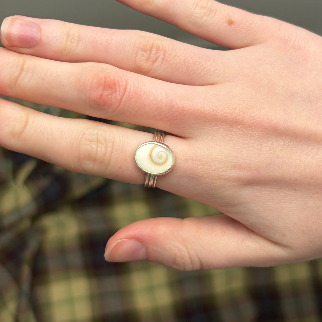 Shiva Shell Ring | Size 6.75 / Size N