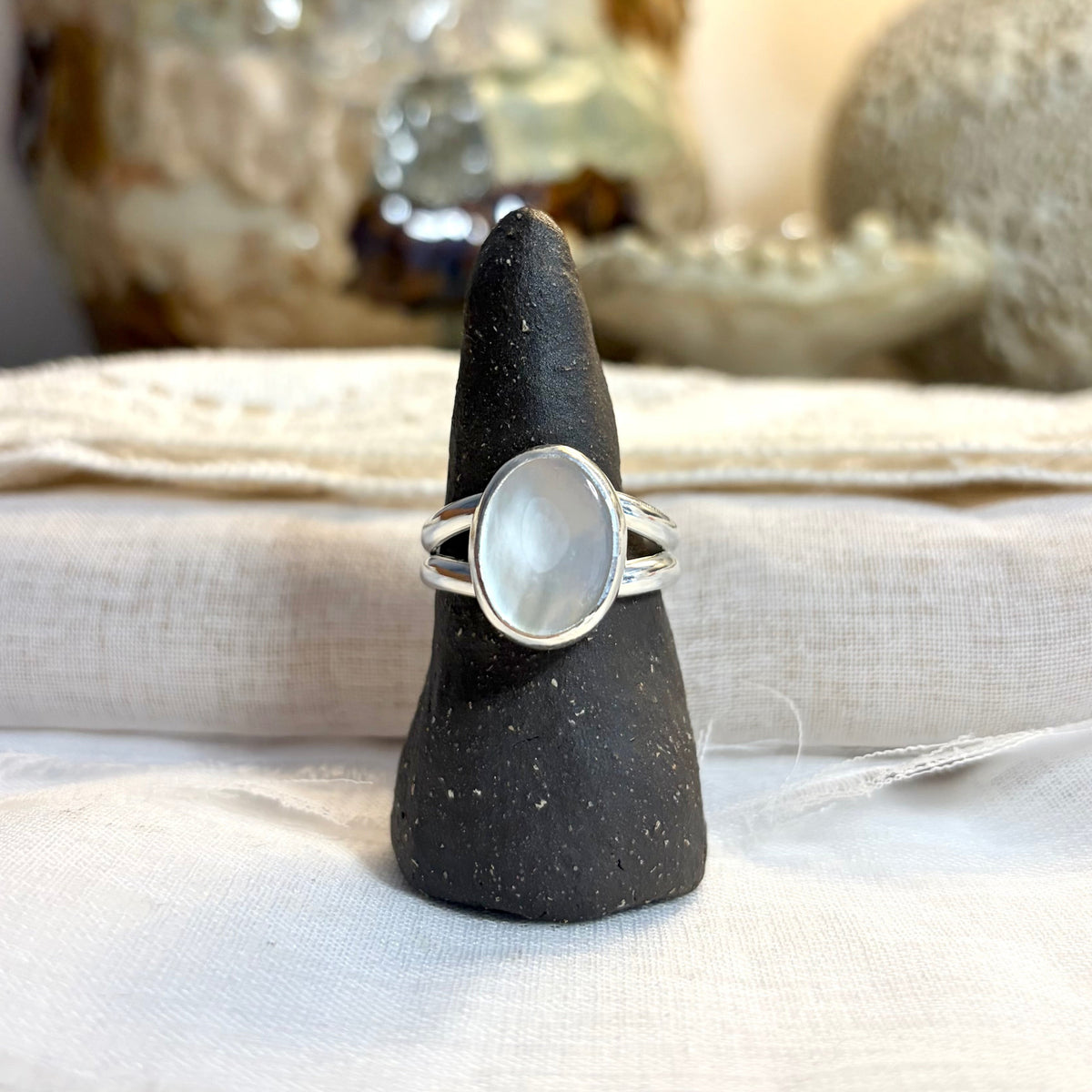 Mother of Pearl Ring | Size 10.75 / Size V
