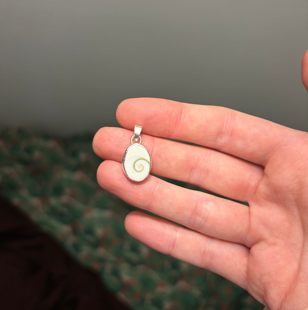 Shiva Shell Necklace Pendant