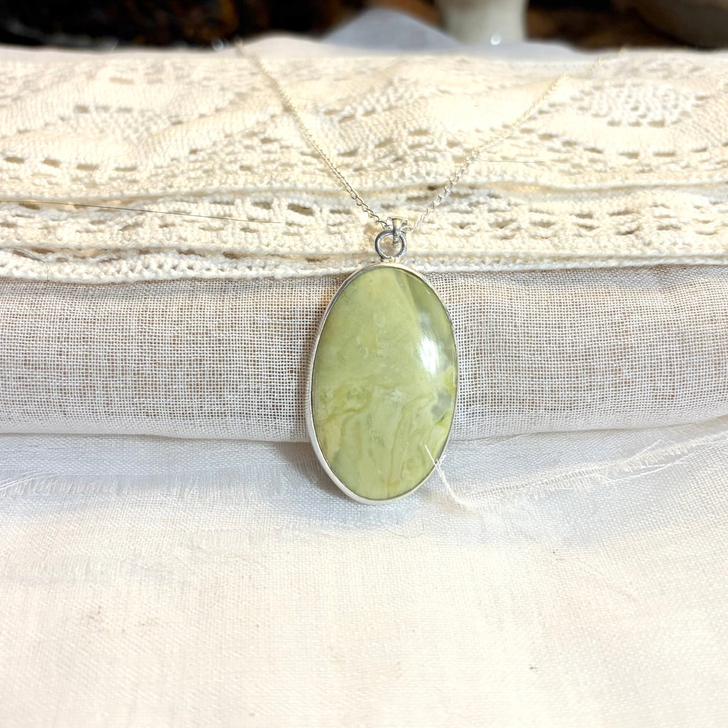 Serpentine Statement Necklace Pendant