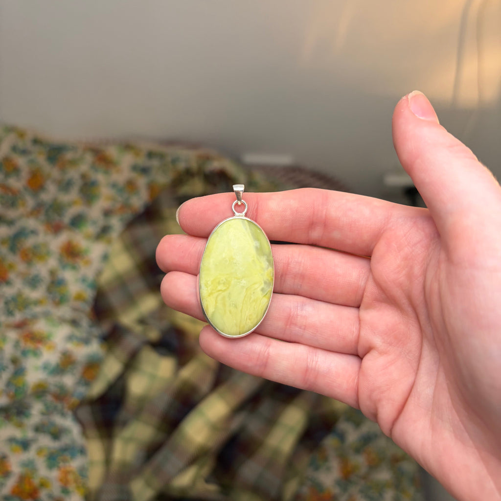 Serpentine Statement Necklace Pendant