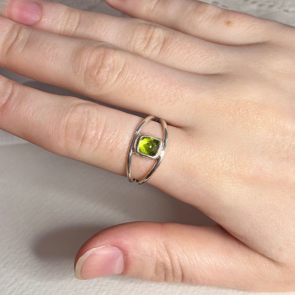 Peridot Ring | Size 8 / Size P 1/2
