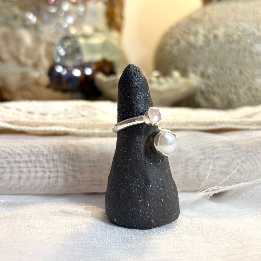 Pearl and Rose Quartz Ring | Approx Size 5 - 8 / Size J 1/2 - P 1/2
