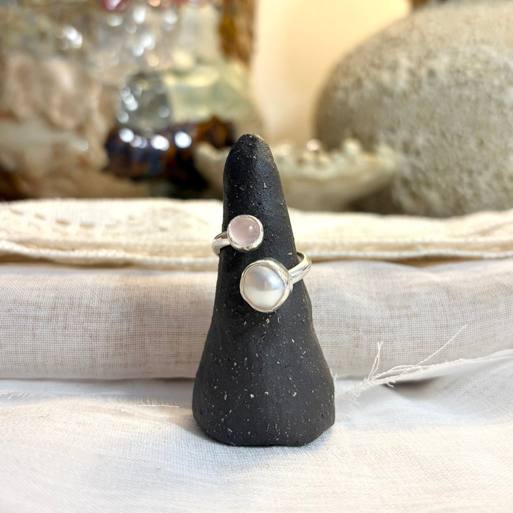 Pearl and Rose Quartz Ring | Approx Size 5 - 8 / Size J 1/2 - P 1/2