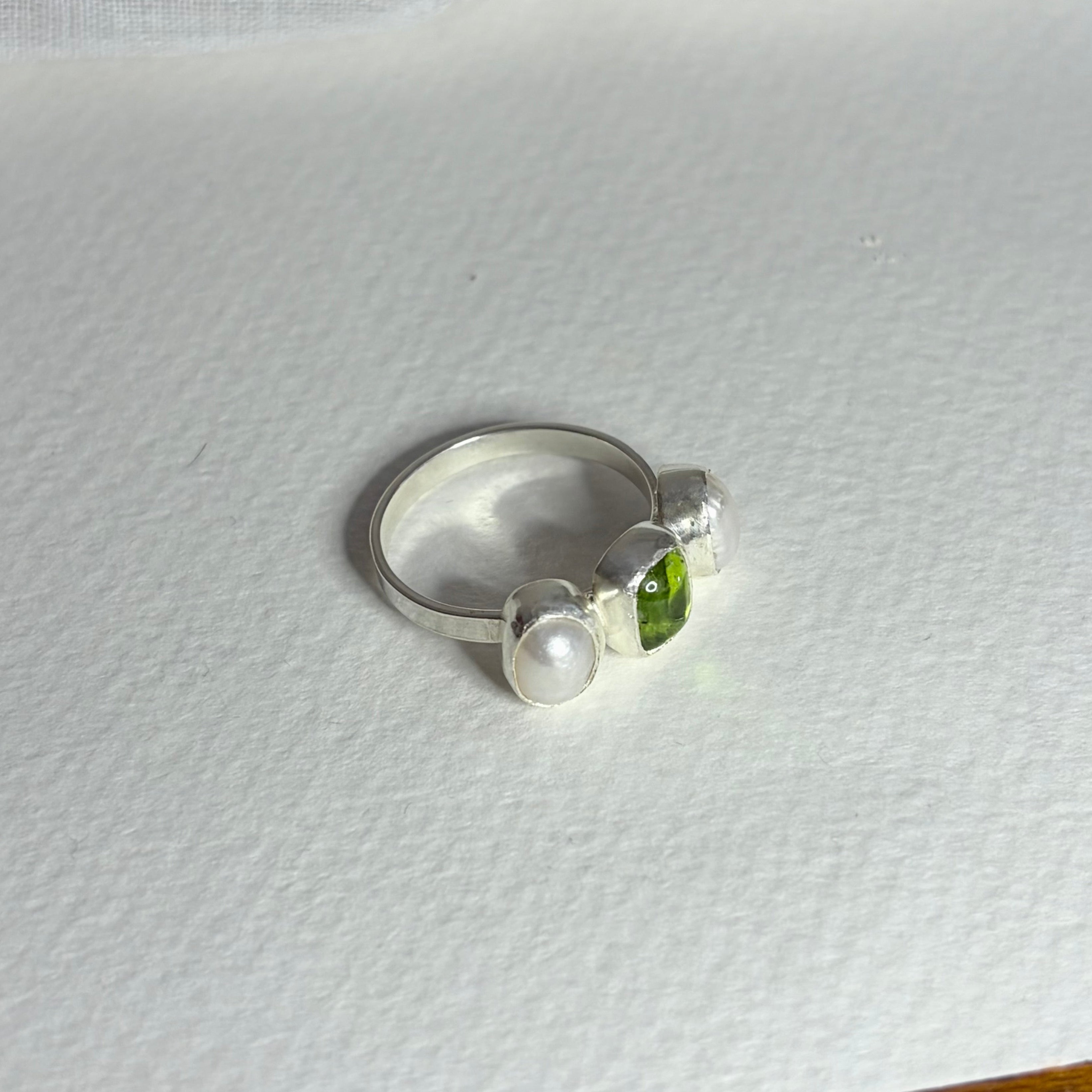 Peridot and Pearl Ring | Size 8.75 / Size R