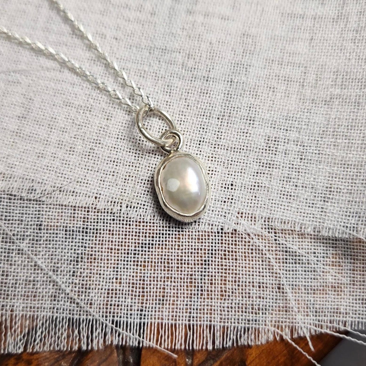 Dainty Pearl Necklace Pendant
