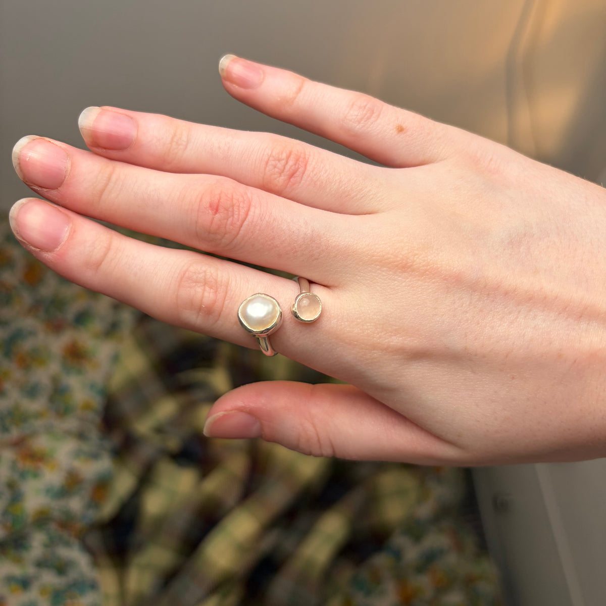 Pearl and Rose Quartz Ring | Approx Size 5 - 8 / Size J 1/2 - P 1/2
